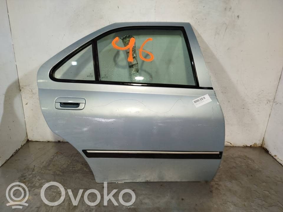 Peugeot 406 Puerta trasera