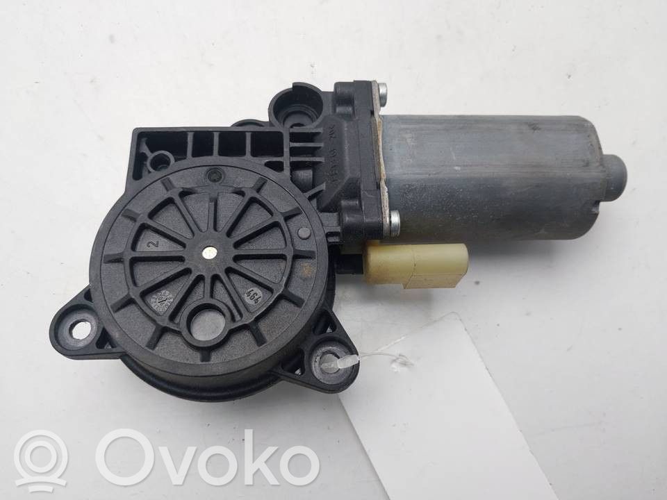 Ford Fiesta Moteur de lève-vitre de porte avant 