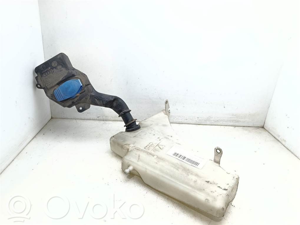 Audi A4 S4 B8 8K Wischwasserbehälter 
