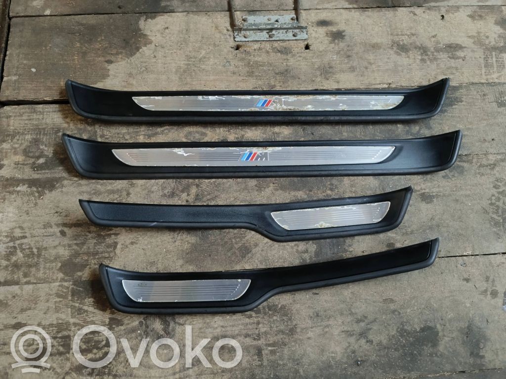 Front sill trim cover