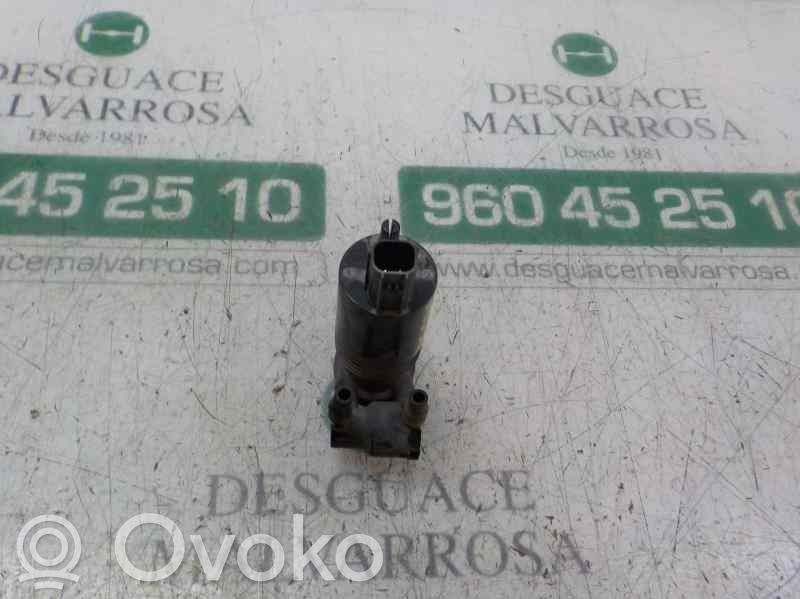 Ford Fiesta Pompa spryskiwacza szyby przedniej / czołowej 