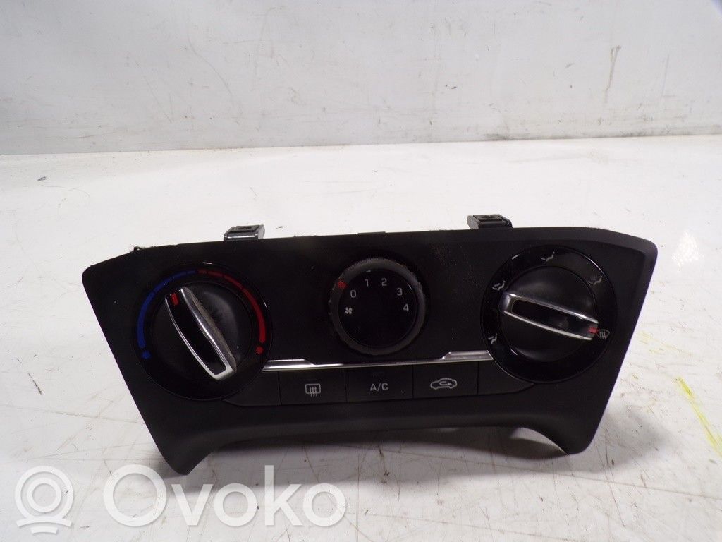 Hyundai i20 (GB IB) Modul unitate control aer condiționat 