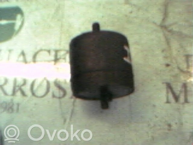 BMW 5 E34 Engine mount bracket 