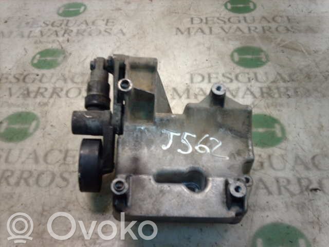 Soporte de montaje del motor