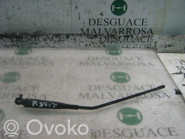 Brazo del limpiaparabrisas trasero