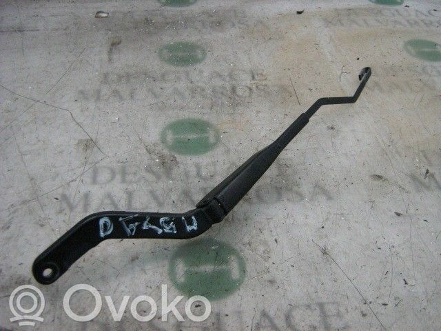 Peugeot 106 Braccio della spazzola tergicristallo anteriore