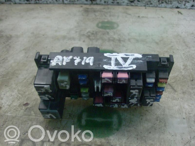 Unidad de control del BSM   82241AG000