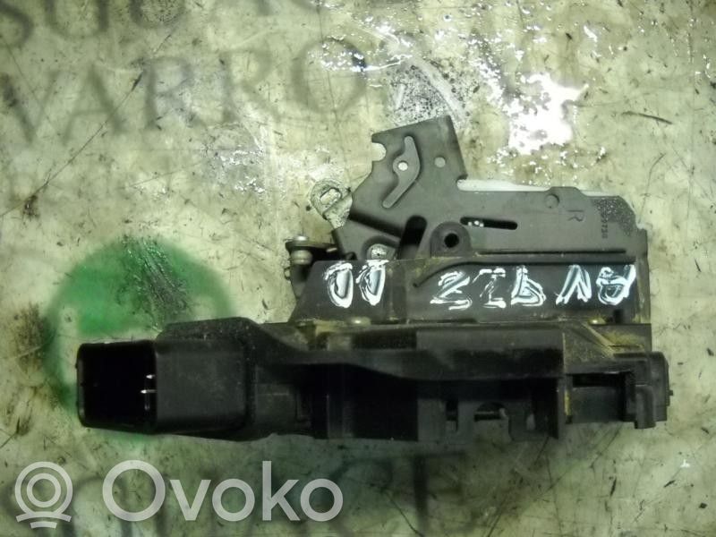 Etuoven lukko