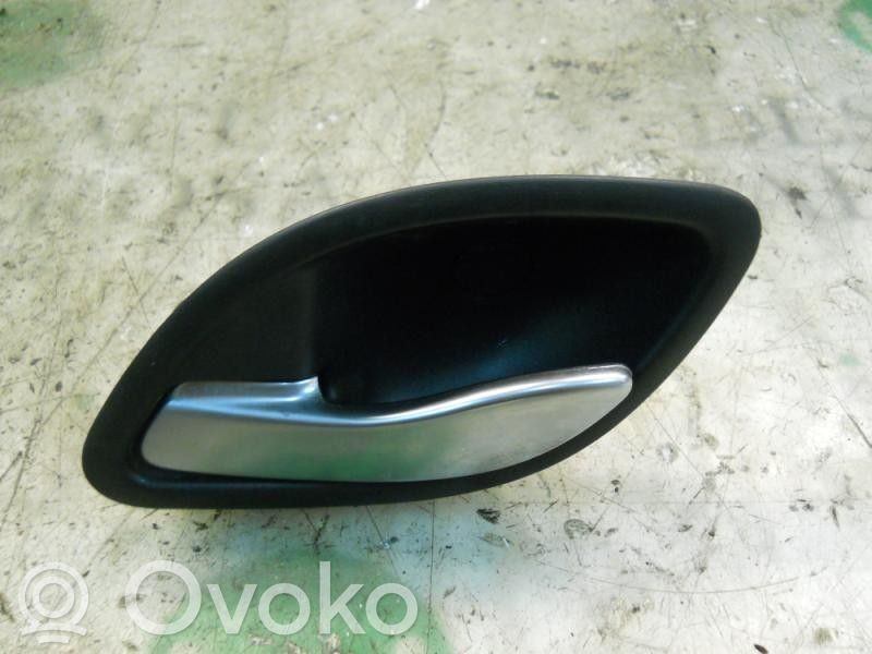 Manecilla interna puerta trasera   8200000723