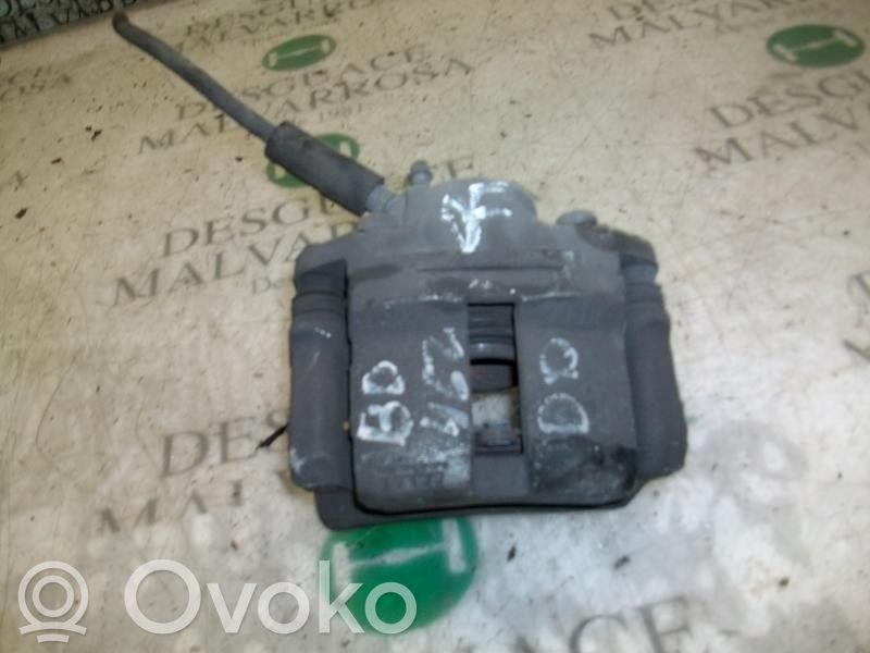 Caliper de freno delantero