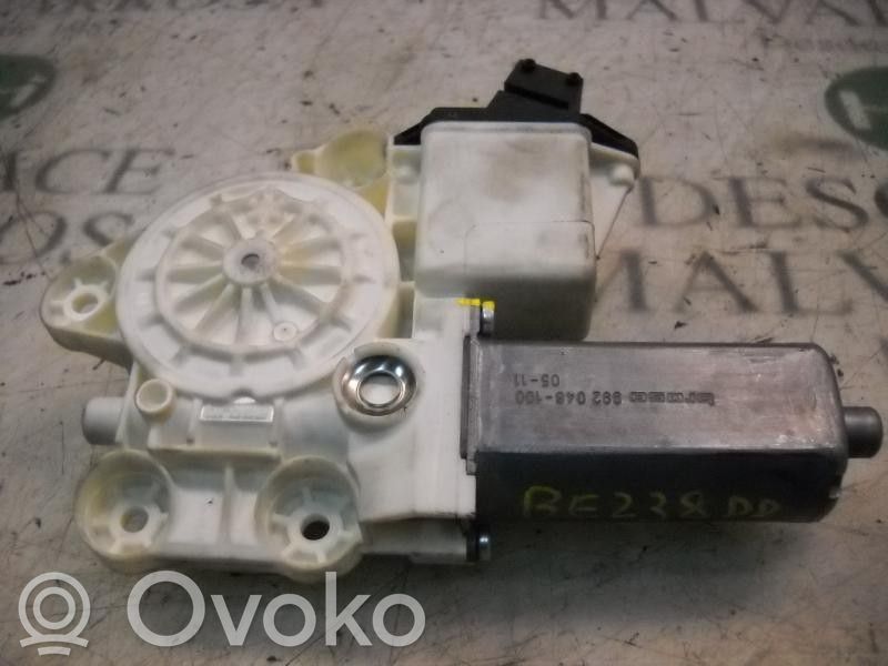 Regulador de ventanilla eléctrico de puerta delantera