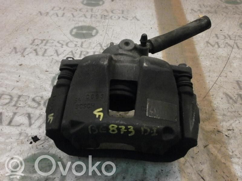Caliper de freno delantero