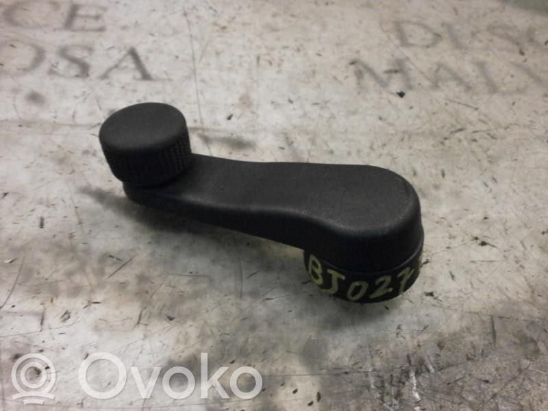 Seat Cordoba (6K) Manovella finestrino della portiera posteriore