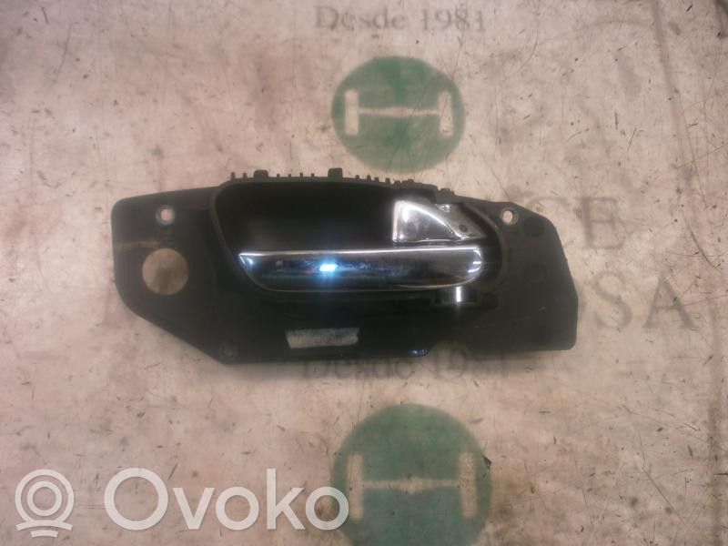 Peugeot 607 Manecilla interna puerta delantera 