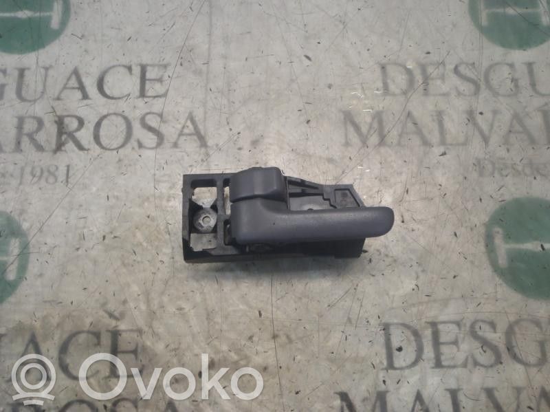 Toyota RAV 4 (XA10) Klamka wewnętrzna drzwi tylnych 