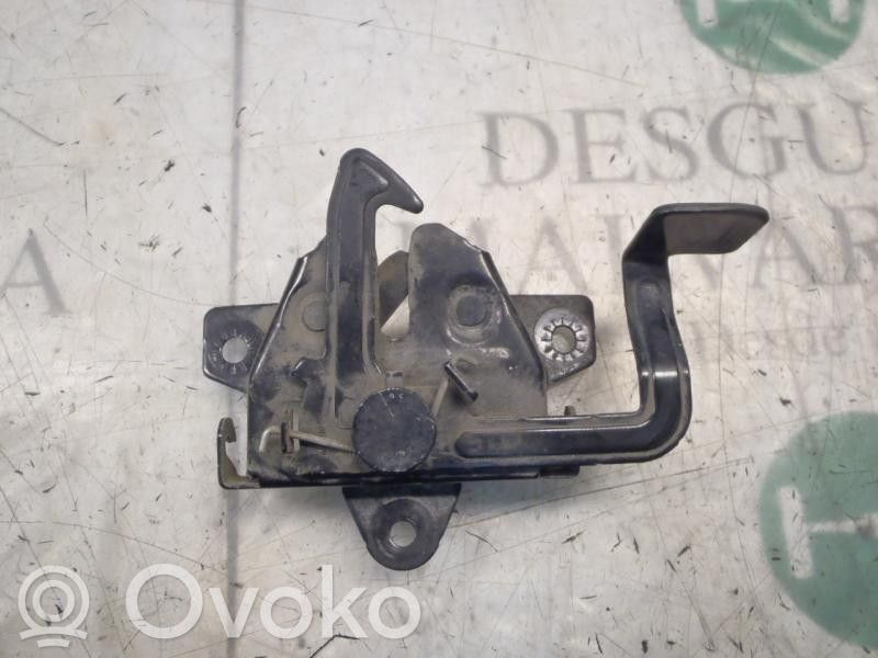 KIA Sportage Kiinnityskoukku/-silmukka
