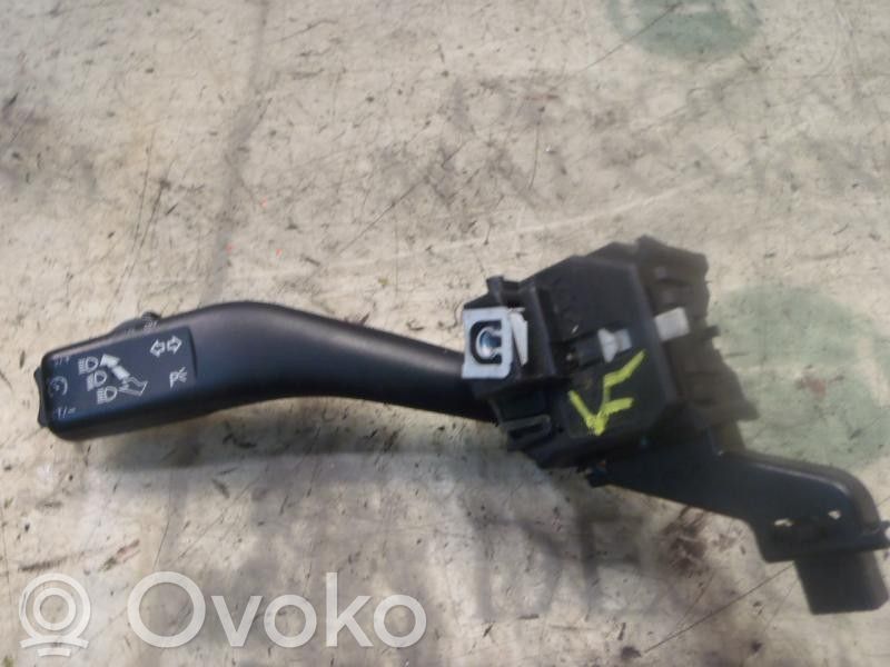 Seat Altea Commodo de clignotant