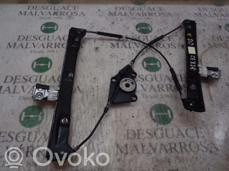 Alfa Romeo 159 Alzacristalli manuale della portiera anteriore
