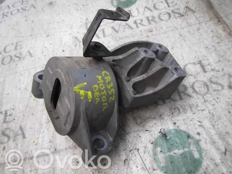 Engine mount bracket   51799110