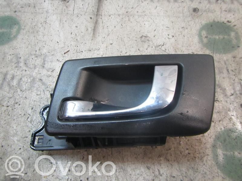 Cadillac SRX Klamka wewnętrzna drzwi tylnych 