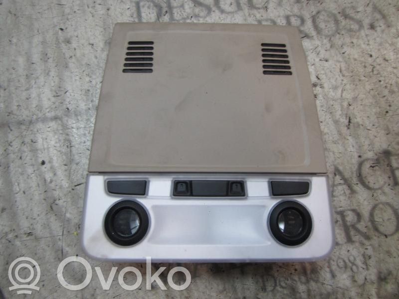 Panel oświetlenia wnętrza kabiny   61319201628