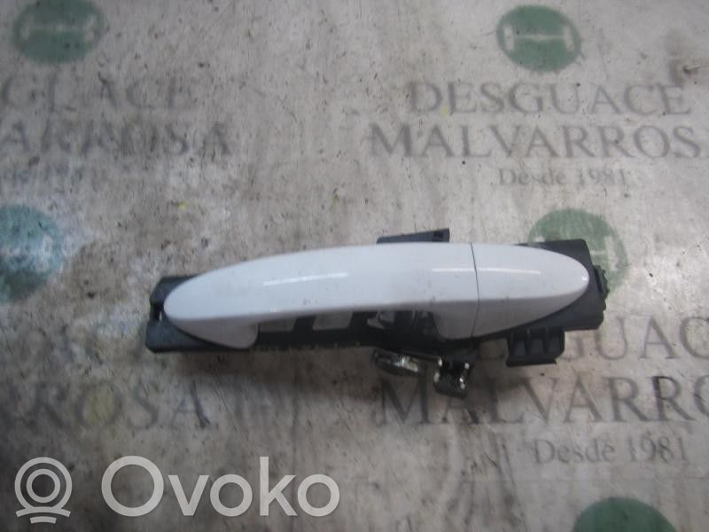 Manecilla externa puerta delantera   1788863