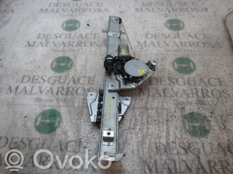 Mitsubishi Grandis Macara geam spate fără motor 
