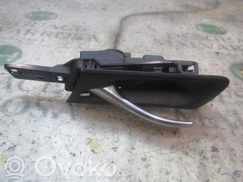 BMW X6 E71 Manecilla interna puerta trasera 