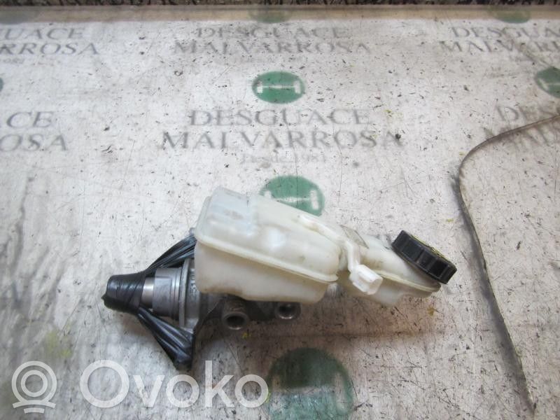 Brake booster   2372573
