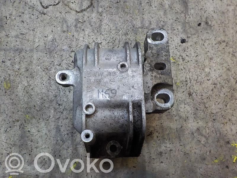 Volkswagen Golf SportWagen Suport tampon motor 