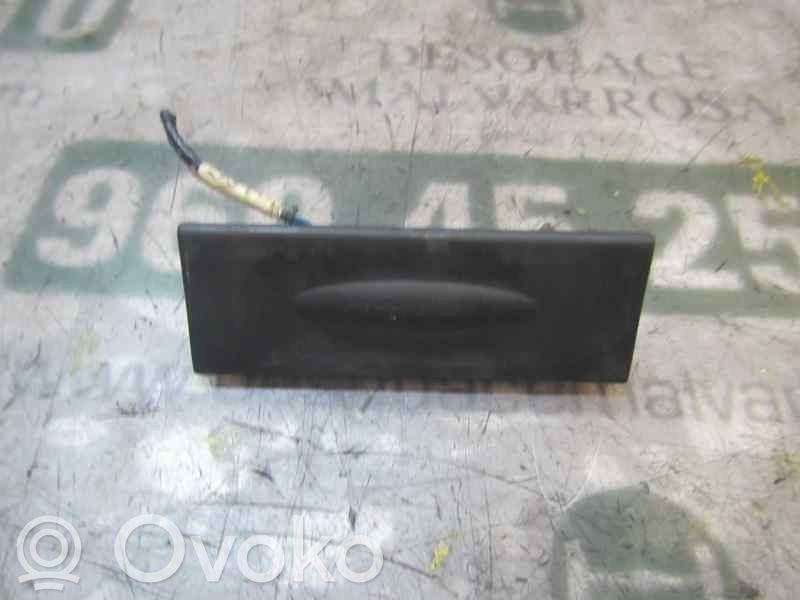 Hyundai Tucson TL Manecilla externa puerta trasera 