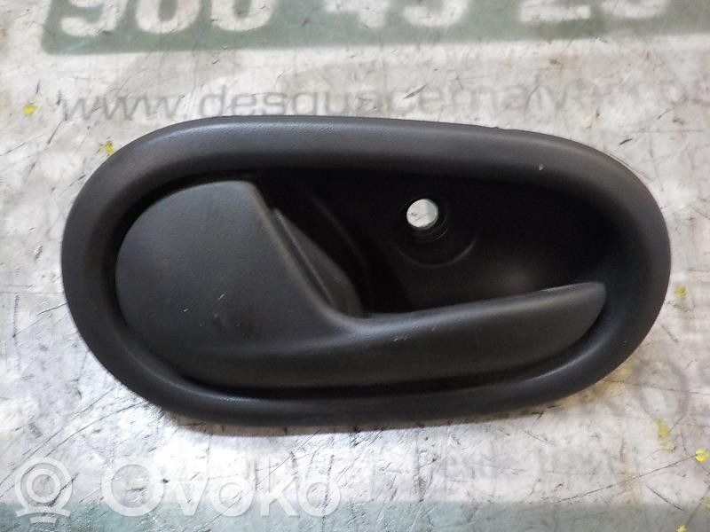 Manecilla interna puerta trasera   806717698R
