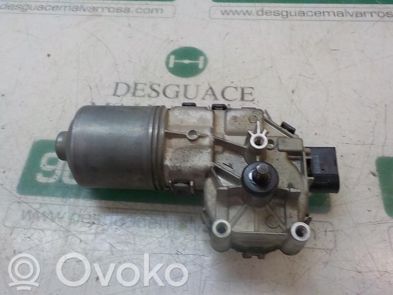 Moteur d'essuie-glace