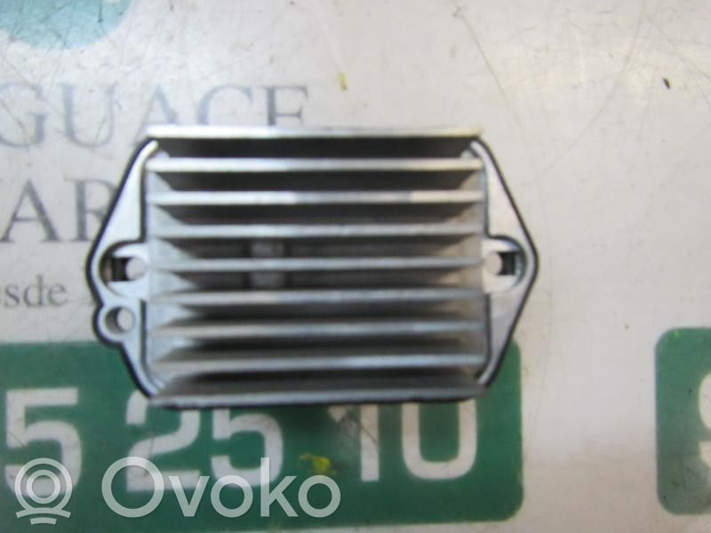 Mazda 2 Motor aerotermă/rezistor ventilator 