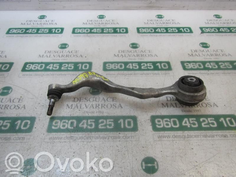Brazo de suspensión delantero   31122405861