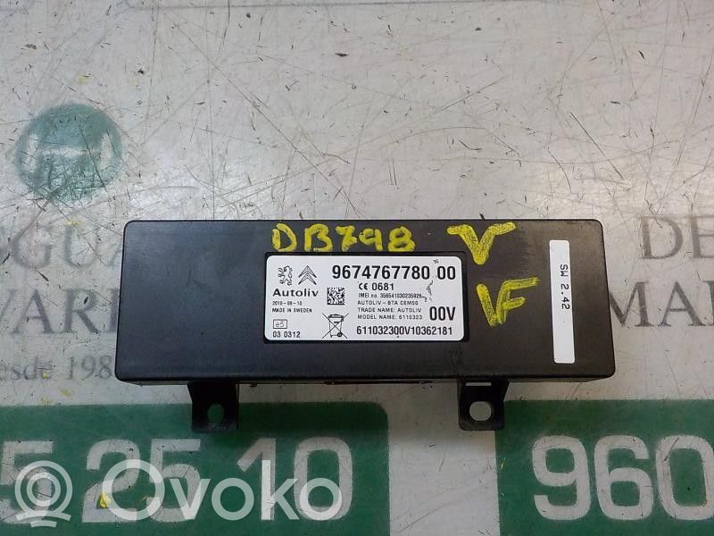 Otras unidades de control/módulos   967476778000