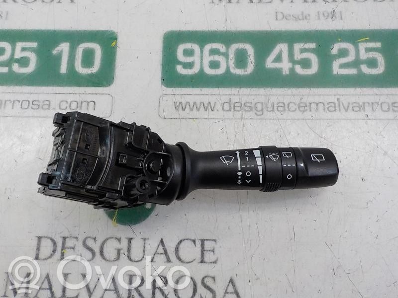 KIA Rio Manetă ștergător parbriz 