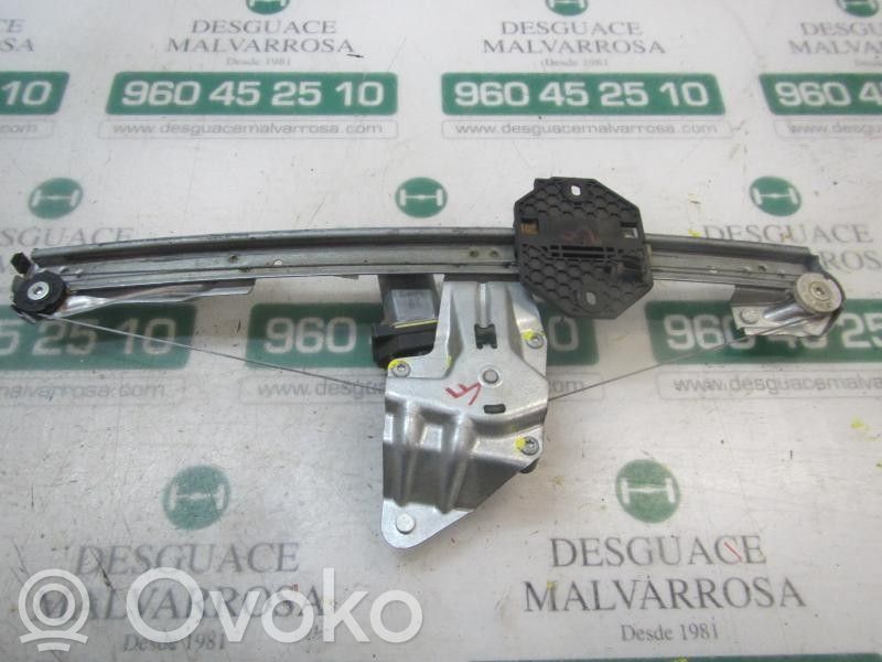 Dacia Sandero II Alzacristalli manuale della portiera anteriore