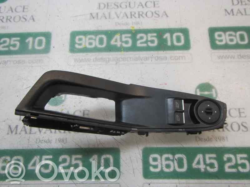 Interruptor del elevalunas eléctrico   2032974