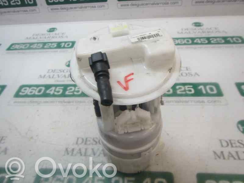 Nissan Juke I F15 Pompe à carburant