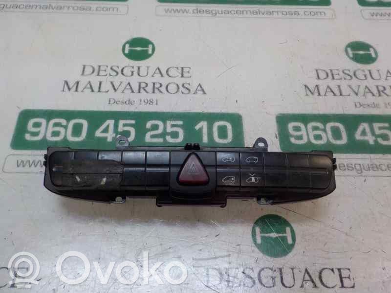 Mercedes-Benz Vito Viano W639 Comutator lumini pericol 