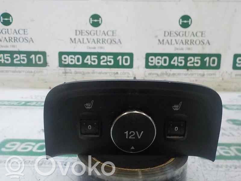 Interrupteur / bouton multifonctionnel   5228747,BM51A047A03B
