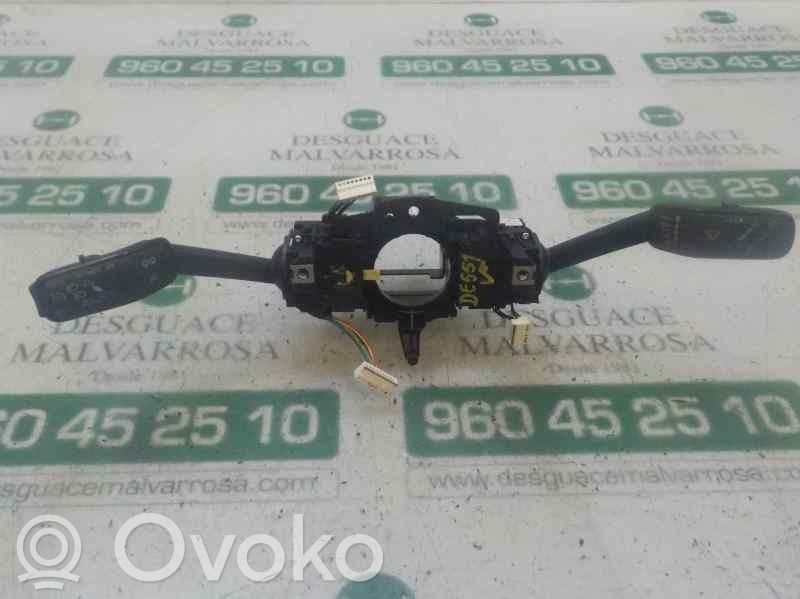 Seat Leon (5F) Palanca de intermitentes 