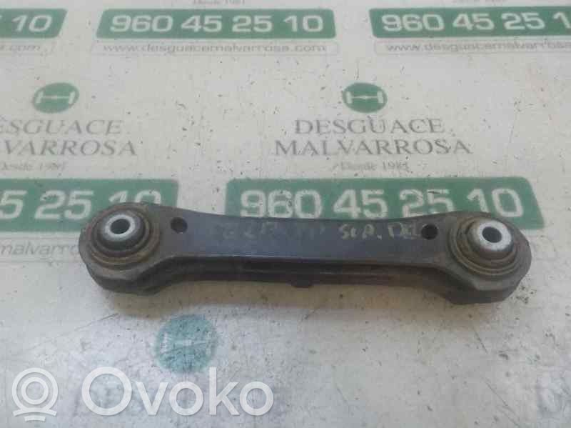 Rear control arm   33322409890