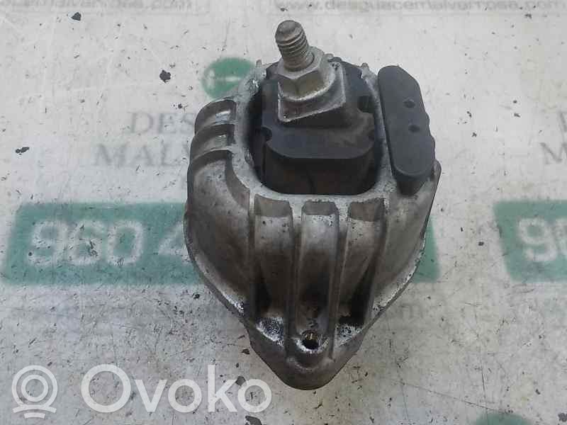 Support de moteur, coussinet   22116773742