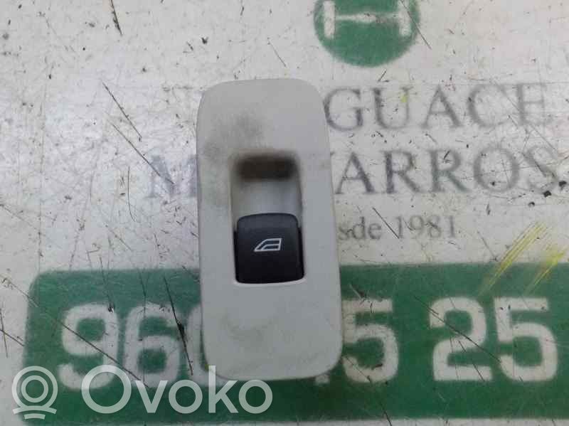 Volvo V40 Interruttore di controllo dell’alzacristalli elettrico 