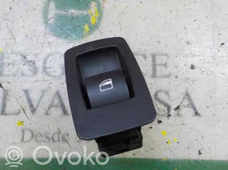 Electric window control switch   61316945874,6945874,15939900