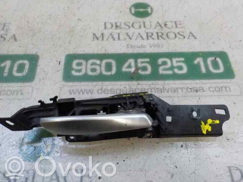 Manecilla interna puerta delantera   51416974296,51416974296