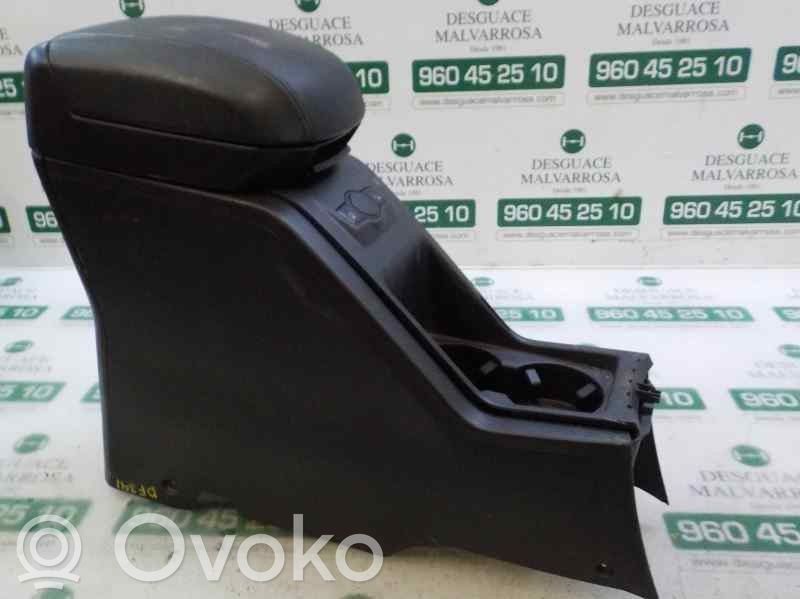 Chevrolet Captiva Reposabrazos 
