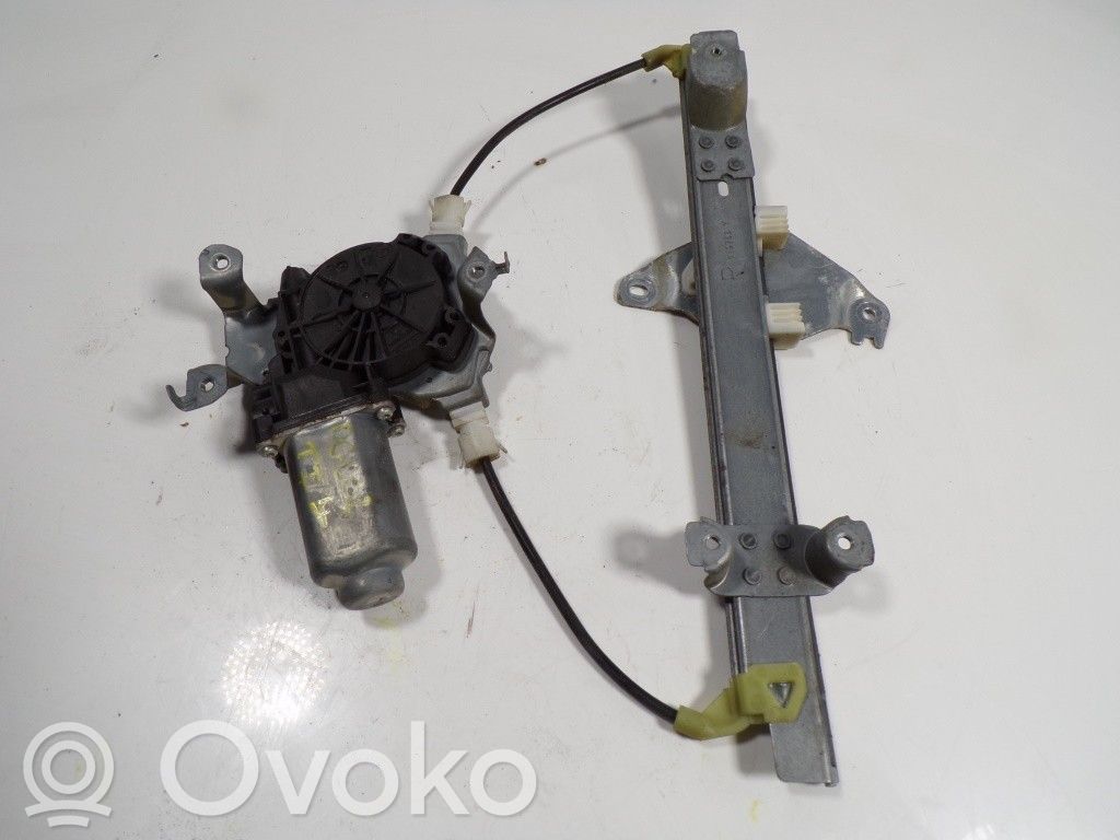 Nissan Qashqai+2 Meccanismo di sollevamento del finestrino posteriore senza motorino